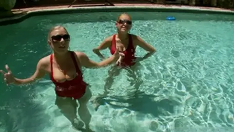 Brazzers: Underwater Deep-Dick Diving
