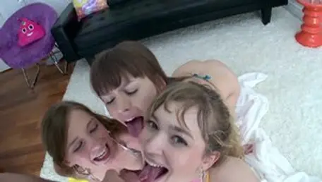 Sloppy Blowbang With Alex, Mackenzie And Ava