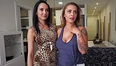 MikesApartment: Liza Del Sierra in tandem with Francys Belle