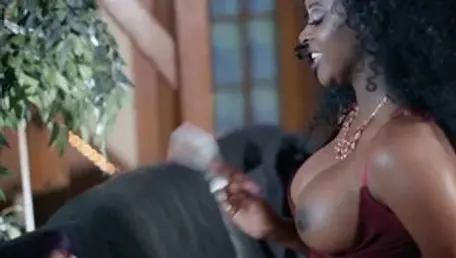 Brazzers Exxtra - Pornstar ebony Jasmine Webb expose big ass