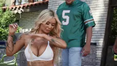 Brazzers: Muscular Man Takes Over the Garden
