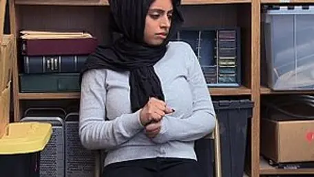 Shop Lyfter - Muslim Ella Knox