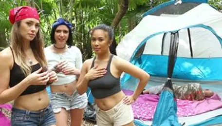 Tent Four-way