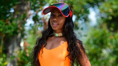 Teen Curves - Hard pounding alongside ebony babe Chanell Heart
