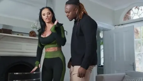 Brazzers: Sneaky Sex to Win the Money