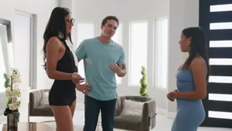 Brazzers: Horny Zariah Defies Limits for More Sex