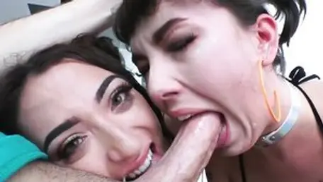 Swallowed: Jessica Jones next to Emily Blacc FFM in HD