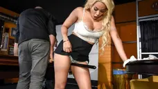 BigButtsLikeItBig - Blonde Luna Star handjob video