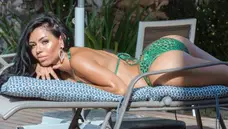 Mom XXX: Tattooed Canela Skin has a taste for hard pounding